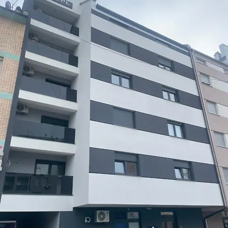 Delux President Centar Ii Apartamento Brčko